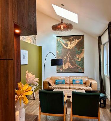 Combourg Apartment | LE DUPLEX Gîte de charme au pied du Château