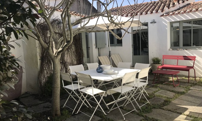 Ile d'Yeu House | LE FIGUIER charming house on Ile d'yeu, in the heart of Saint-Sauveur, 5 bedrooms