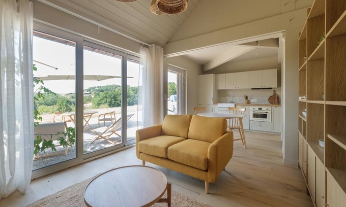 Saint-Andre-dAllas Apartment | Le gîte de la Clairière
