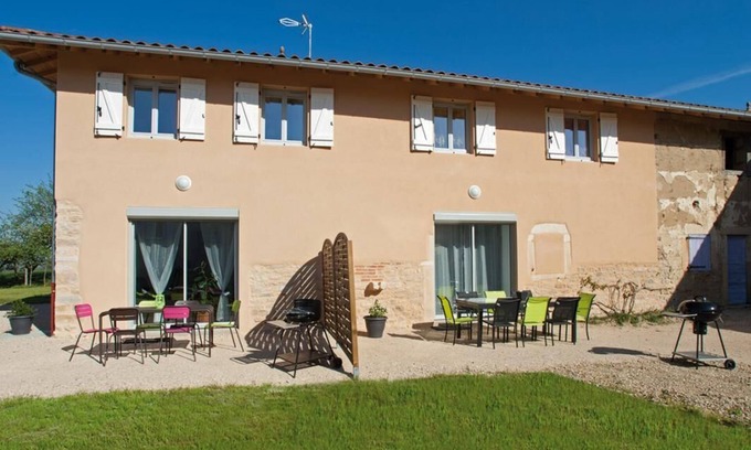 Saint-Benigne House | Le Gîte de Léal - Saint-benigne