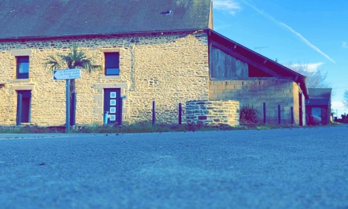 Montanel House | Le Gîte du Plessis Montanel - 12 people, 25 minutes from Mont Saint-Michel