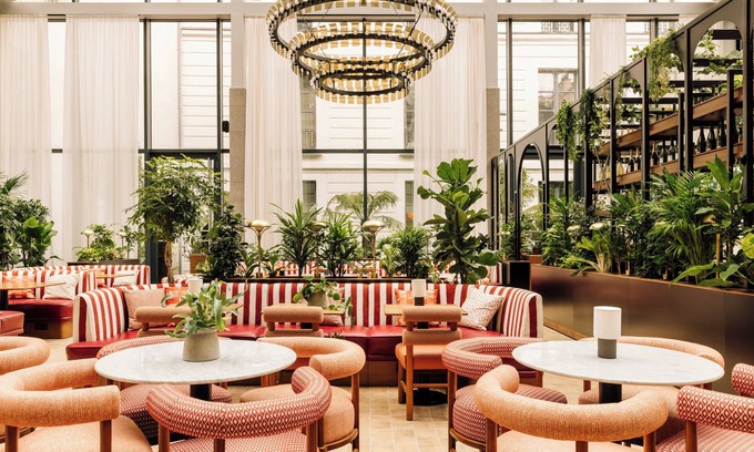 5th Arrondissement Hotel | Le Jardin De Verre by Locke