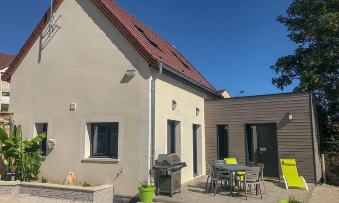 Givry Villa | Le jardin des Arums