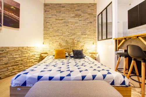 Tonnerre Apartment | Le Jardin des Bois - 5 min to Fosse Dionne