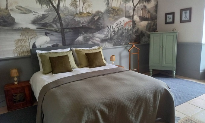 Auchay-sur-Vendee Bed & Breakfast | Le Jardin des Bosquets B&B beautiful chambre d'hote in a bucolic setting