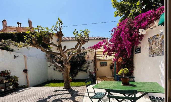 Saint-Victor Apartment | Le jardin du roucas