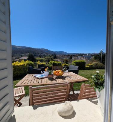 Foix Apartment | Le Jardin Secret, Vue sur le château & Parking