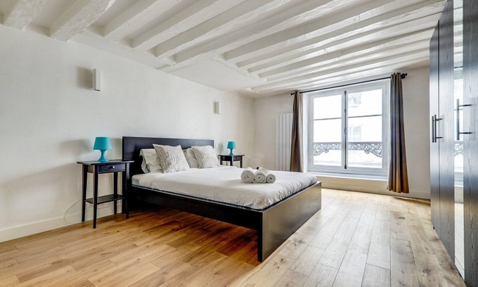 Gaillon Apartment | Le Lotus - Spacious & Central - Opéra