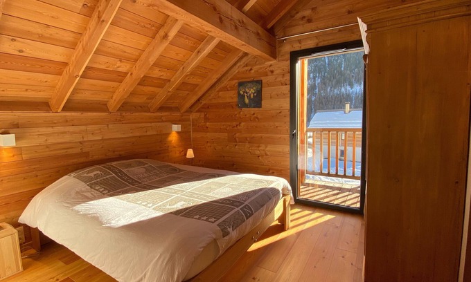 Nevache Ski Chalet | Le Mètis: Hameau des Thures Nevache Hautes Alpes