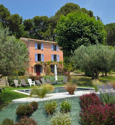 Nyons Apartment | LE MAËLIA