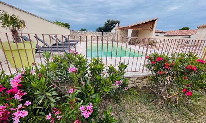 Grillon House | Le Mas de Maellou - Maison de vacances en Drôme Provençale