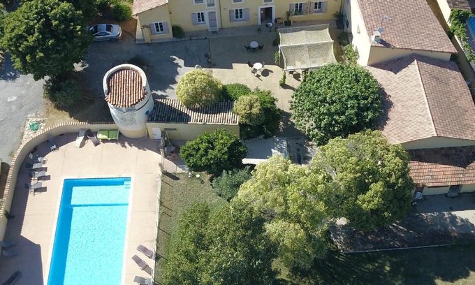 Manosque Hotel | Le Mas des Quintrands Manosque - Motel de charme