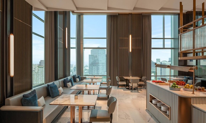 Silom Hotel | Le Meridien Bangkok