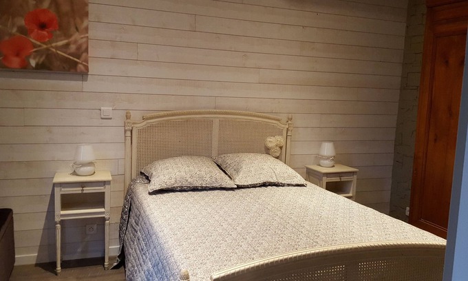 Ploermel Cottage | "Le Millet" 3* furnished apartment between land and sea, 5 mm from Lac au Duc.