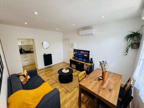 Begles Apartment | Le Moga - WIFI - TV