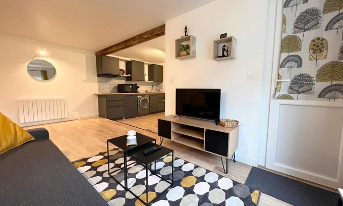 Veneux-les-Sablons Apartment | Le Morétain - 400m gare - Jardin - centre ville