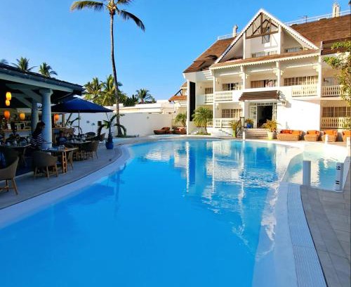 La Saline Les Bains Hotel | Le Nautile Beachfront