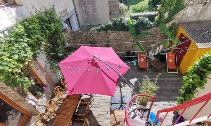 Saint-Servan House | Le Patio by Interhome