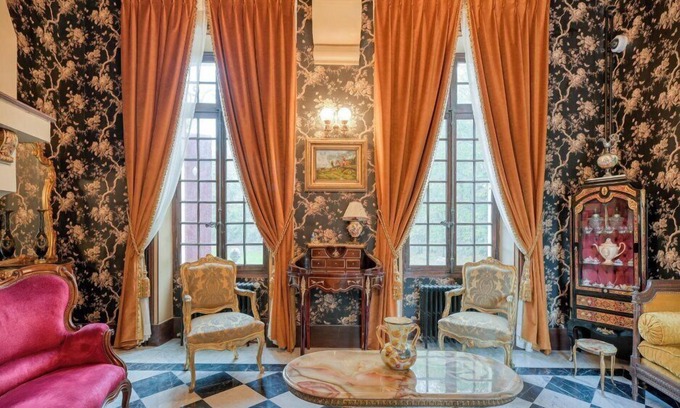 Barbizon Other | Le Petit Château De Barbizon