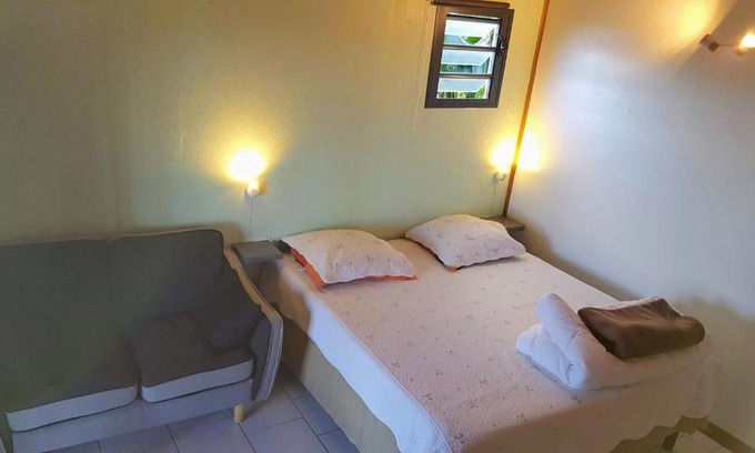 Sainte-Suzanne House | Le petit chalet