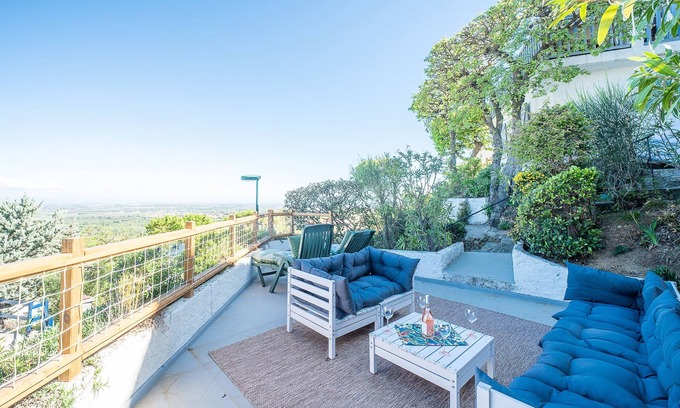 Laroque-des-Alberes House | Le Petit Domaine - Piscine - Terrain de tennis