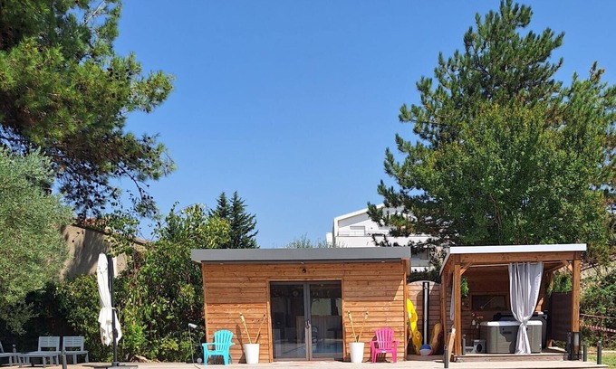 Monteux Apartment | Le Pin Penché - Haven of Peace