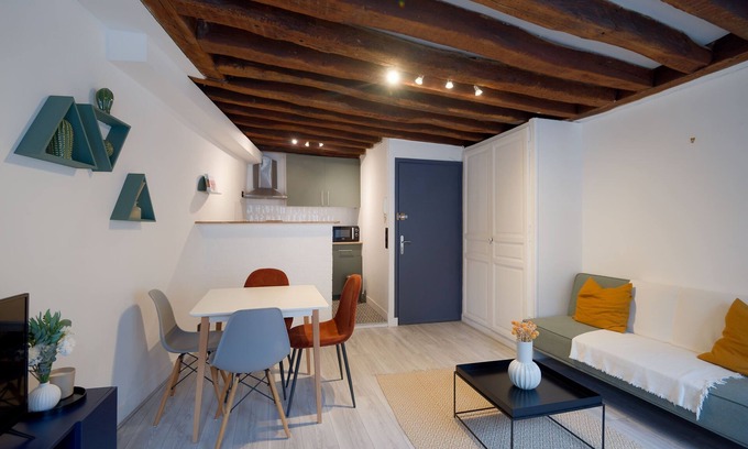 Fontainebleau Apartment | Le refuge Bellifontain - Au cœur de la ville