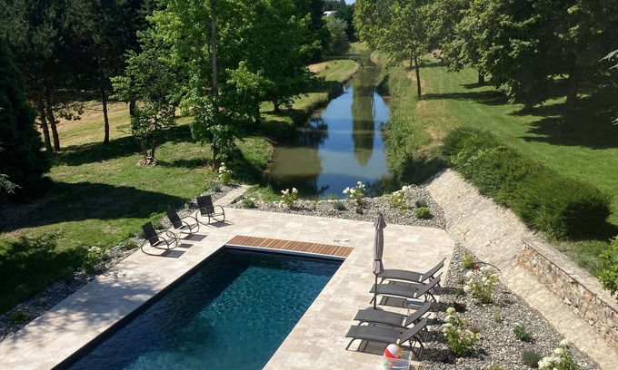 Neuille-Pont-Pierre House | Le Refuge Une Parenthèse en Pleine Nature
