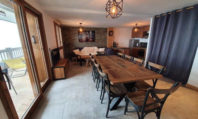 Montgellafrey Apartment | Le Repaire des Loups - Appart neuf 12 pers 4 chambres - location à la semaine