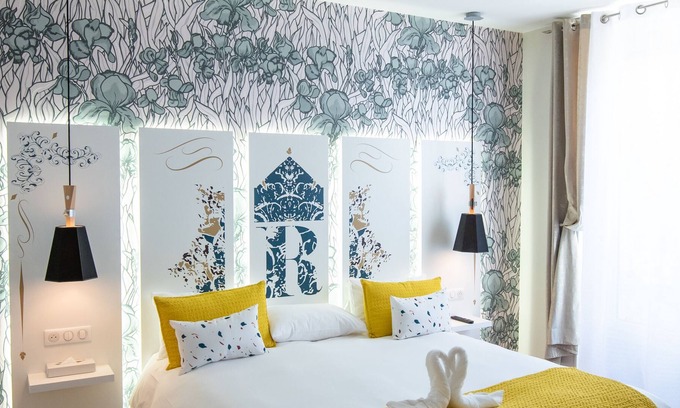 Centre Ville d'Ales Hotel | Le Riche Hotel