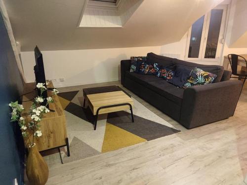 Liberation Apartment | Le Richedouain