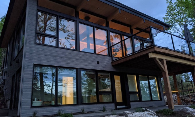 Wakefield Cottage | Le Riverain. Riverfront Modern Cottage.