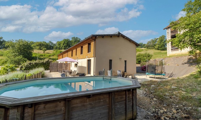 Saint-Amand-de-Coly House | Le Séchoir – Authentic House with Private Pool in Périgord Noir, Perfect for Families or Groups