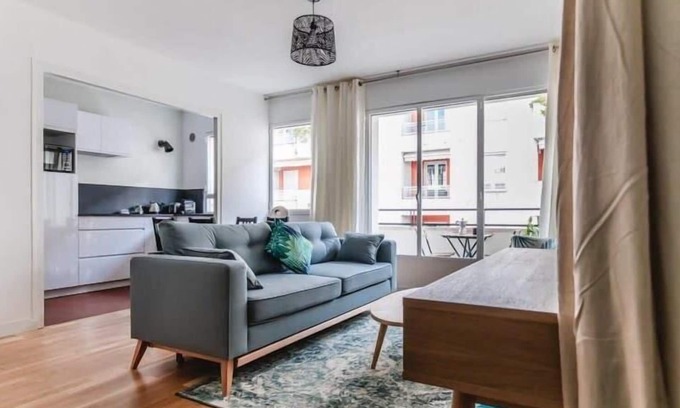 Part Dieu - Bir Hakeim Apartment | Le Saint Amour 2 persons with balcony Garibaldi Saxe
