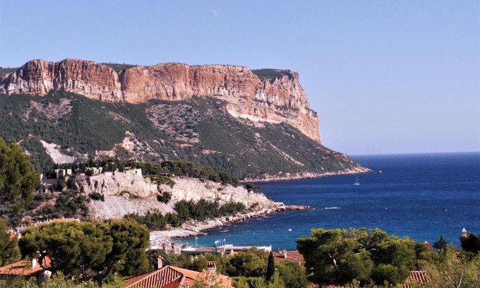 Cassis Apartment | LE SEPT charmant studio aux portes des calanques