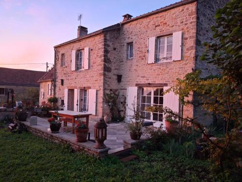 Metz-le-Comte Bed & Breakfast | Le Sept-Maison du XVII ème siècle