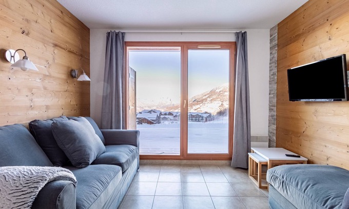 Les Orres House | Le Soleil des Orres - maison pied des pistes - piscine, sauna et hammam