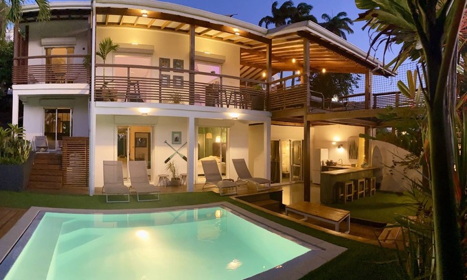 Le Gosier Villa | Le Spot Caraibes, entire home in Guadeloupe