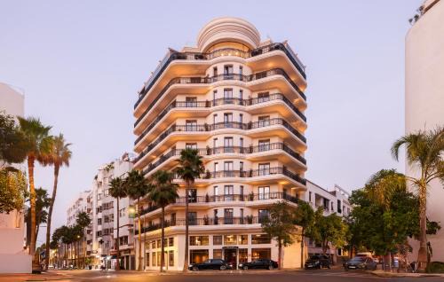 Gauthier Hotel | Le Square By Onomo Collection