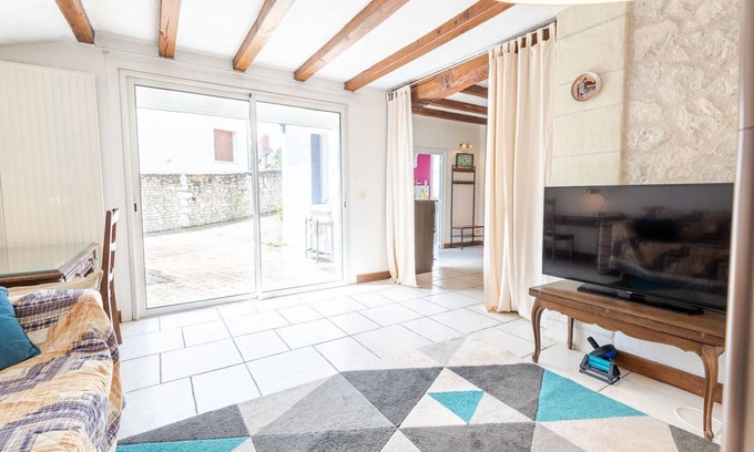 Saint-Pierre-des-Corps House | Le Stalingrad - Saint-Pierre-des-Corps