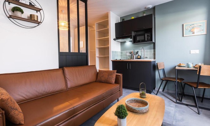 Fargues-Saint-Hilaire Apartment | * Le studio * 15 minutes de Bordeaux *