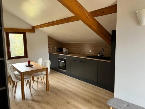 Tendon Apartment | Le studio de la cascade