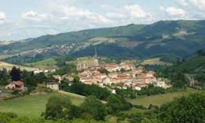 Saint-Just-d'Avray House | Le sud de St Just d'Avray