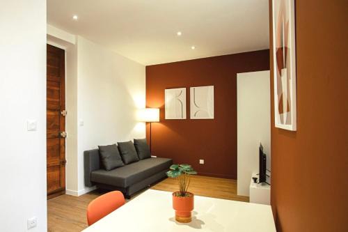Vaise Apartment | Le Terracotta - Joli studio Metro D Valmy et quais de Saone