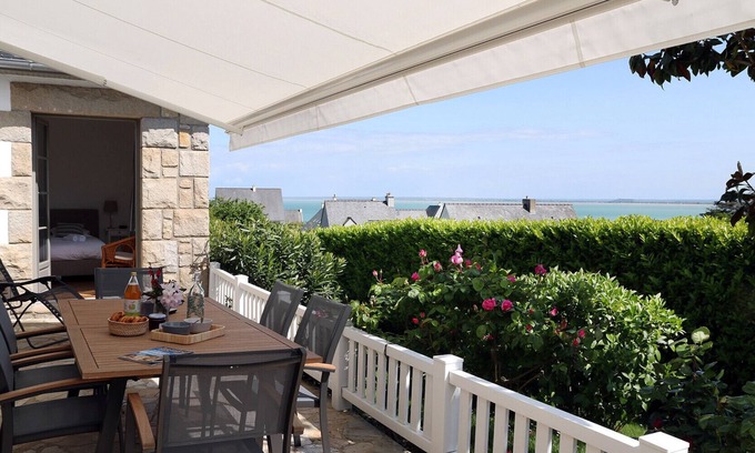 Saint-Meloir-des-Ondes Villa | Le Vaulérault