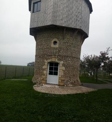 Bazenville House | Le vieux Moulin de Pierre