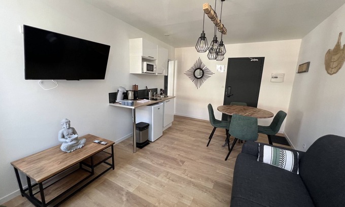 Lens Apartment | Le Zen Urbain : 2-4 p