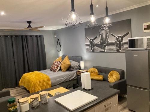 Welgemoed Apartment | Leafy Retreat Kenridge Trendy