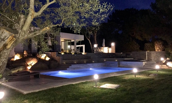 Cala Rossa Villa | Lecci: House/Villa - LECCI