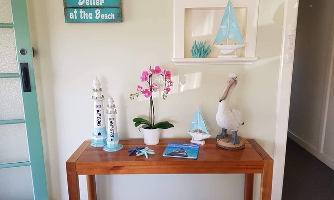 Ledge Point House | Ledge Point Beach House only 200m from the ocean. Perfect weekend getaway!
